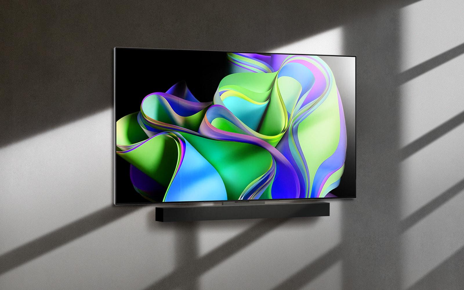 Televizorul fantastic LG C3 OLED 4K este redus cu pana la 1,300 de dolari acum