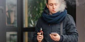 Vapezi? Uite cât de des trebuie schimbate consumabilele ca să nu riști sănătatea